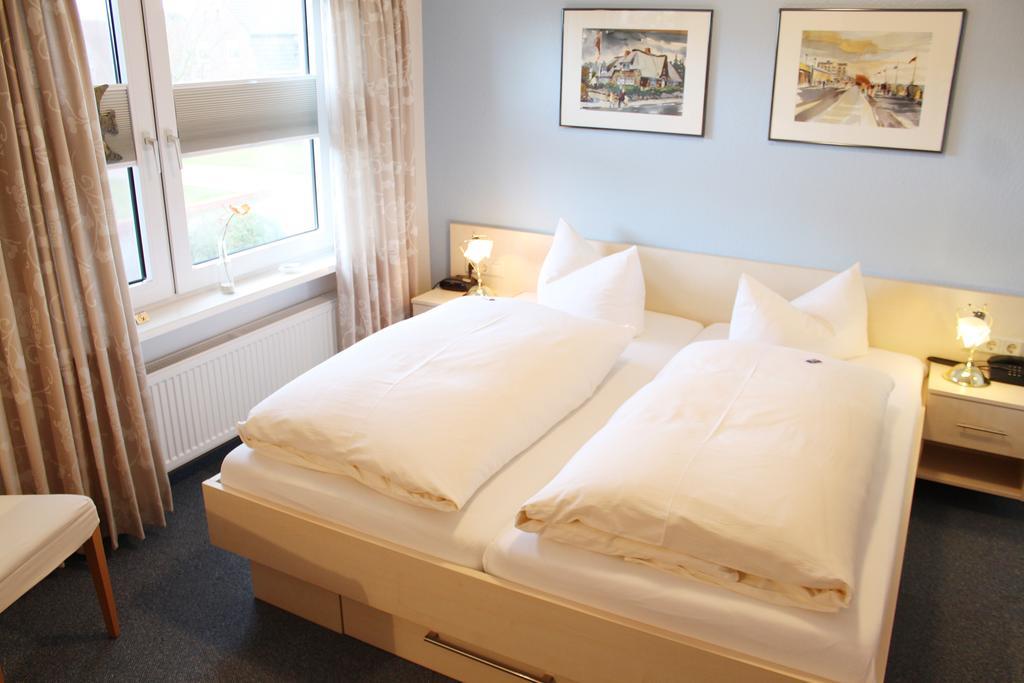 Hotel Ostfriesland Garni Норден Екстериор снимка