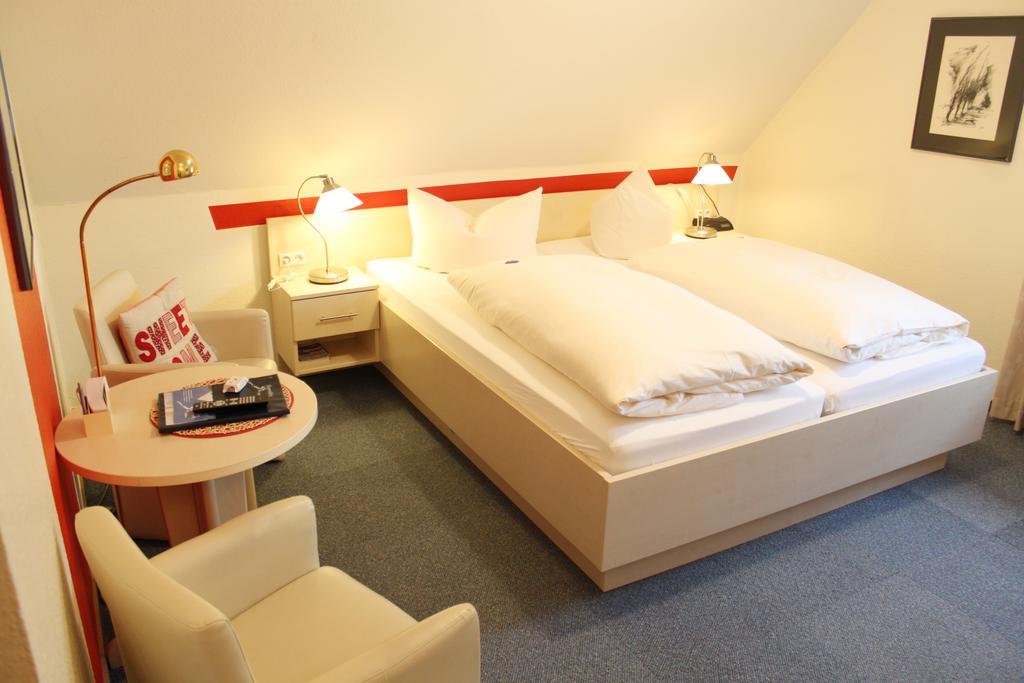 Hotel Ostfriesland Garni Норден Екстериор снимка