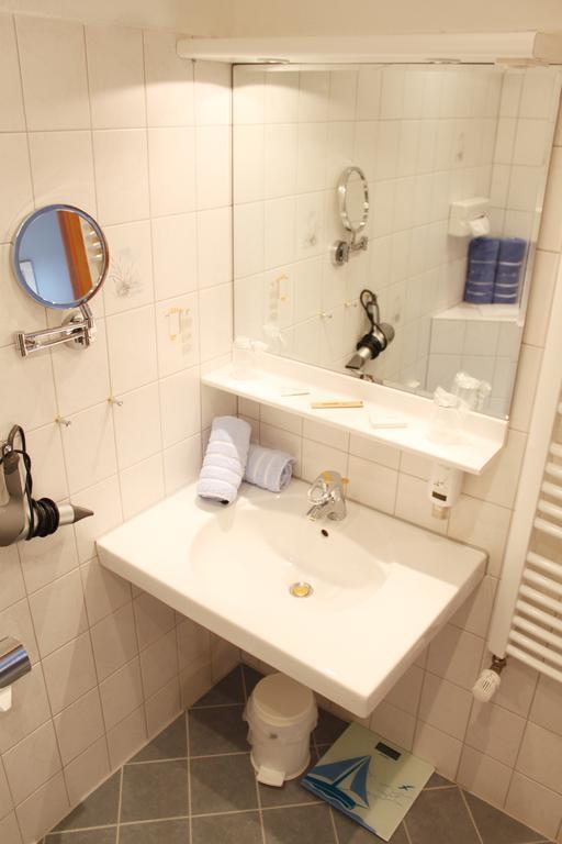 Hotel Ostfriesland Garni Норден Екстериор снимка