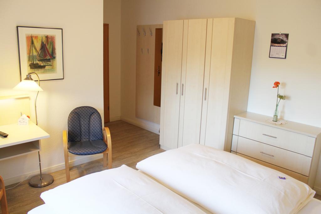 Hotel Ostfriesland Garni Норден Екстериор снимка