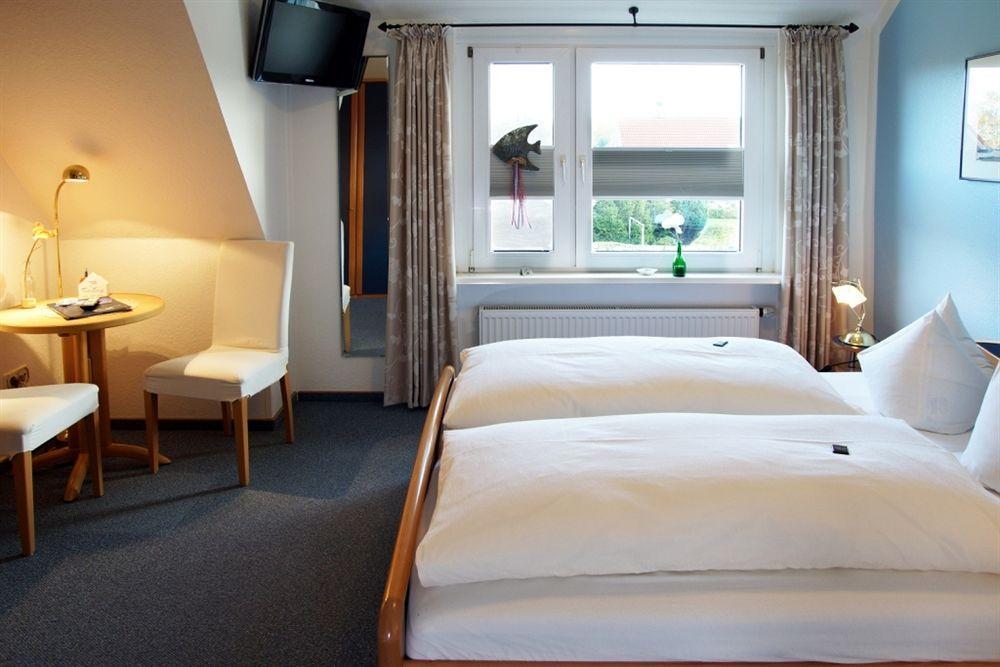 Hotel Ostfriesland Garni Норден Екстериор снимка