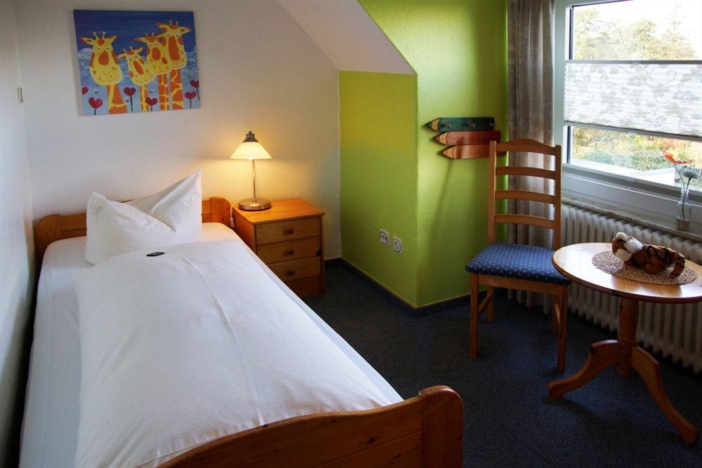 Hotel Ostfriesland Garni Норден Екстериор снимка