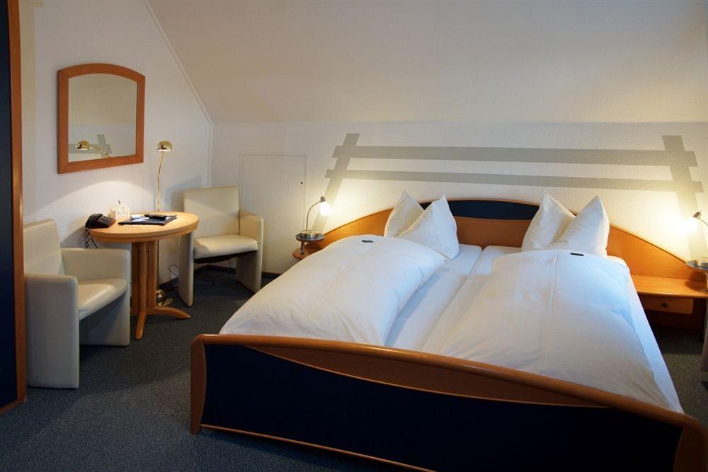 Hotel Ostfriesland Garni Норден Екстериор снимка