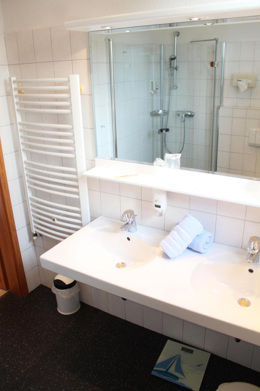 Hotel Ostfriesland Garni Норден Екстериор снимка